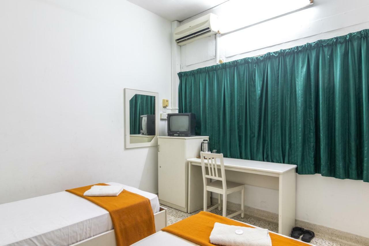 Dragon Hotel Malacca Екстериор снимка